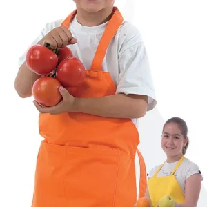 Delantal de niño con peto y bolsillo. Fabricación especial