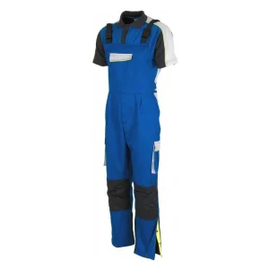 Peto, media espalda cubierta. Tirantes con elástico, hebillas automáticas.