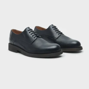 Zapatos de piel con suela resistente y acabado elegante para hombre