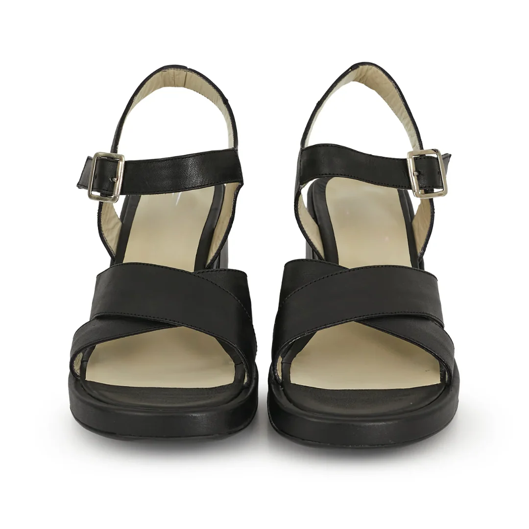 Sandalias de Cuero con Tac贸n - Imagen 4