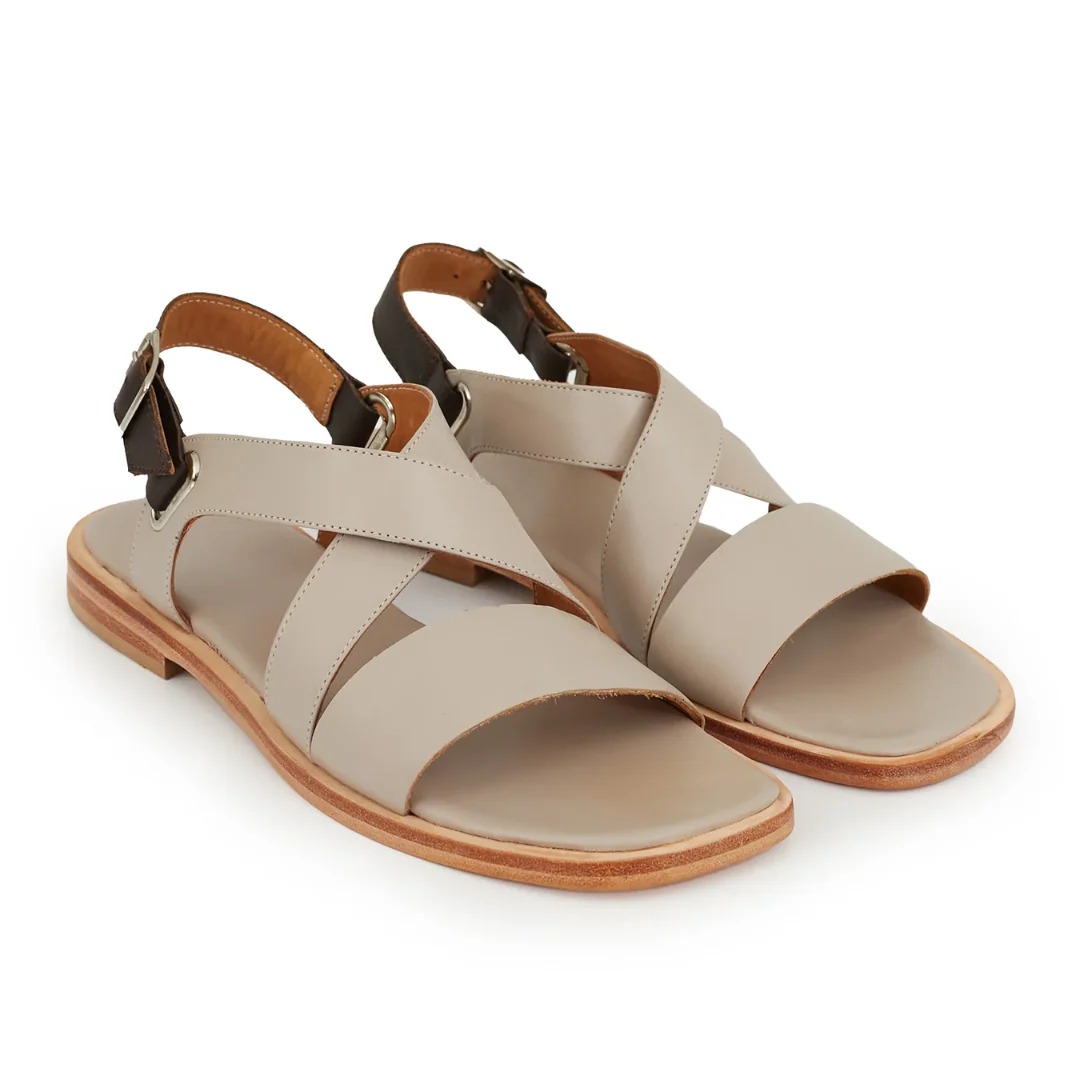 Sandalias con tiras cruzadas en cuero para mujer - Imagen 5