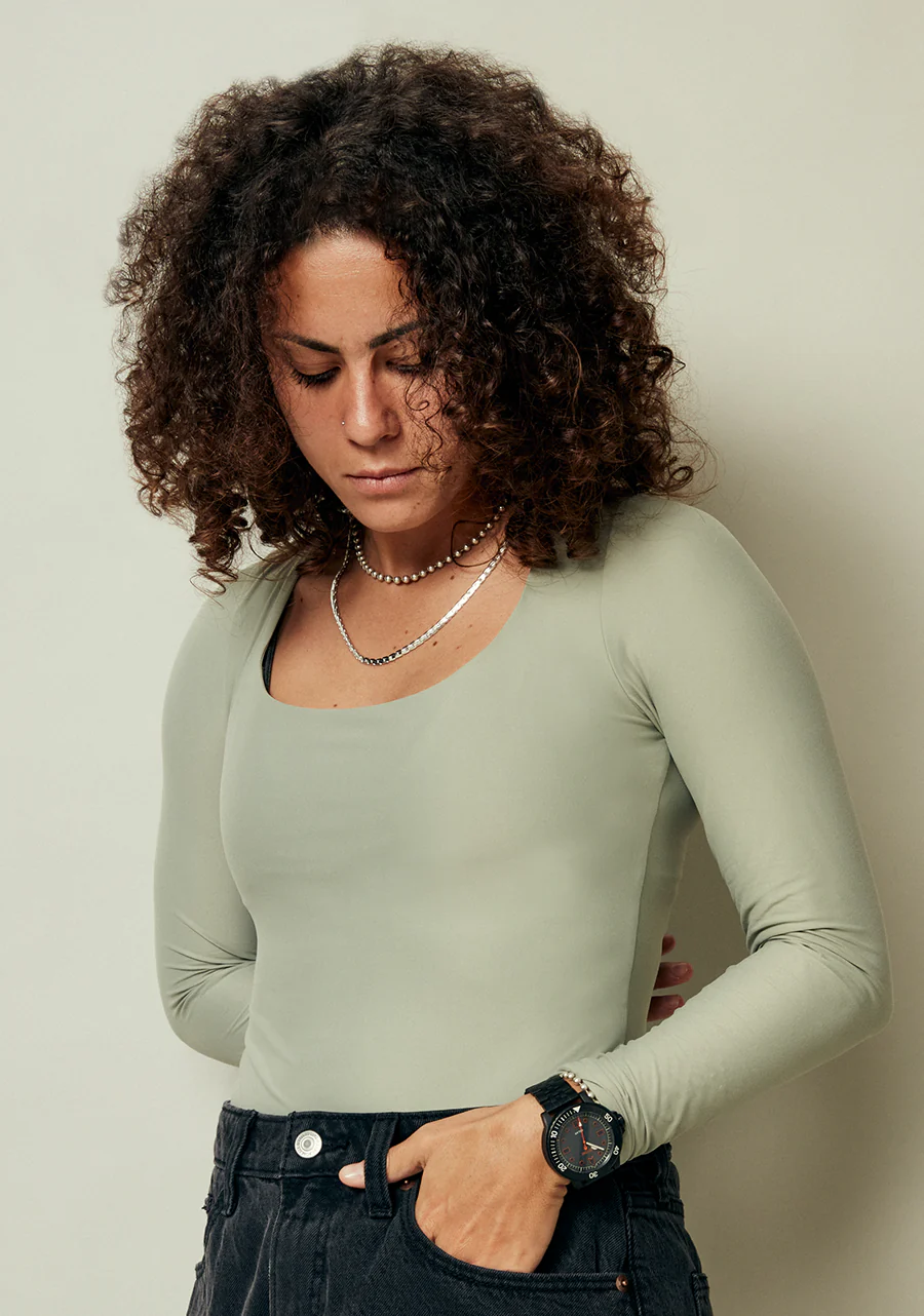 Stinger 44 - Todo Negro / Lum - Imagen 8