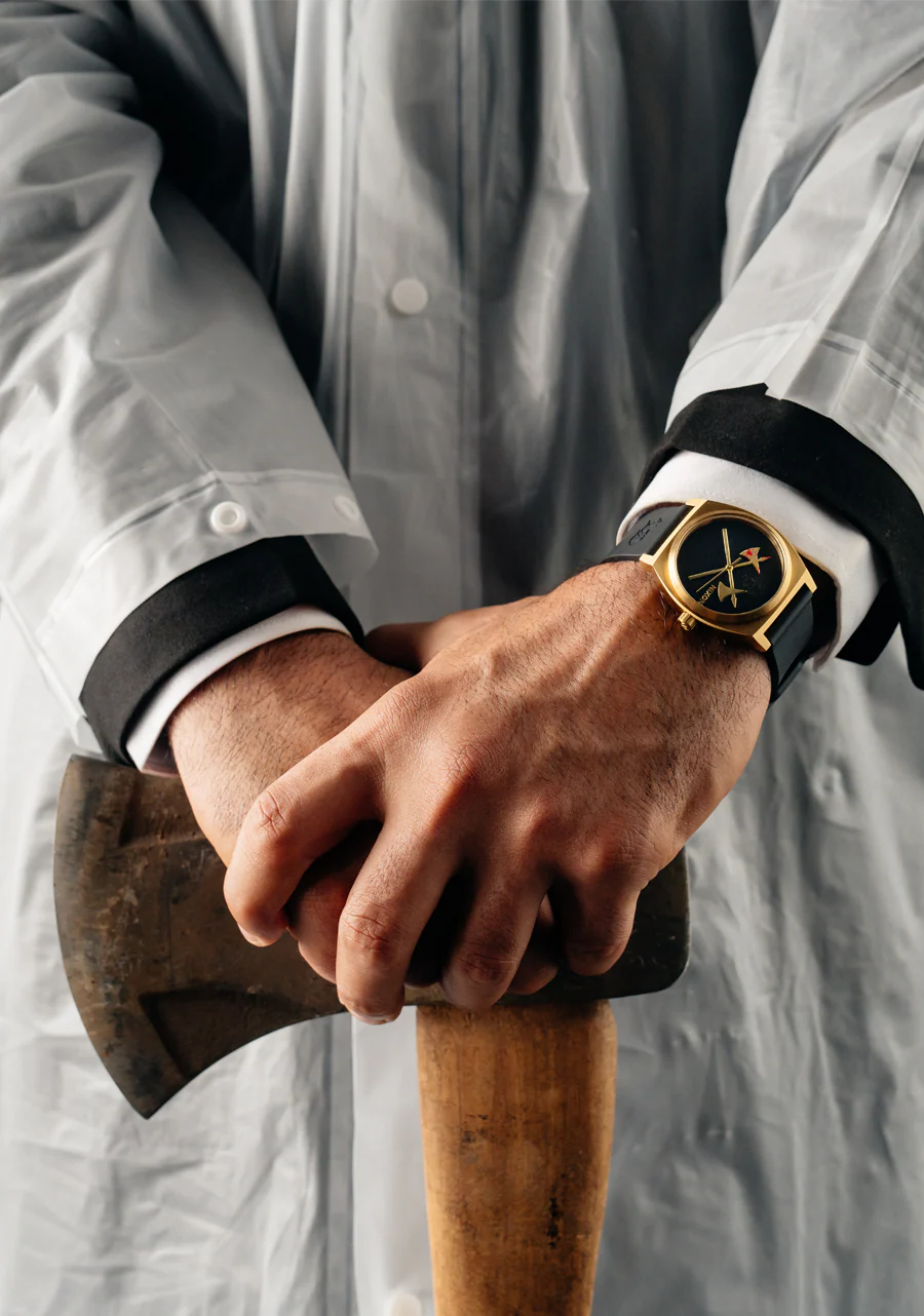 Reloj de la Muerte IV - Negro/Dorado - Imagen 7