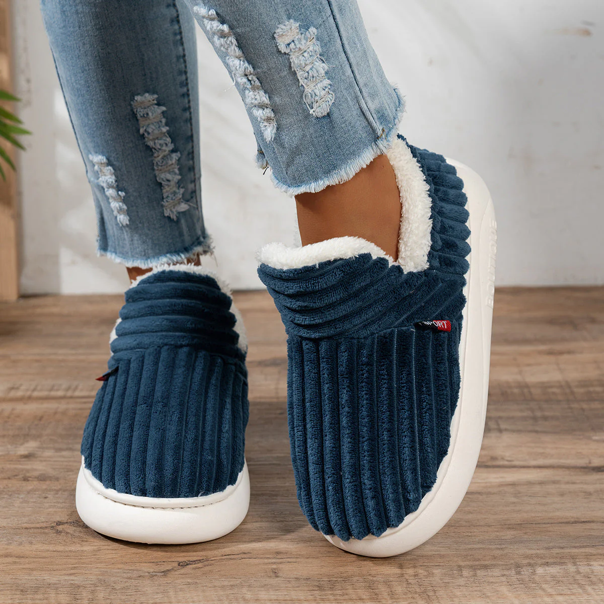 CozyStep™ | Zapatillas de casa de peluche - Imagen 8